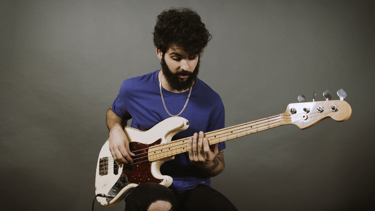 #10: Fingerstyle Groove en F#m