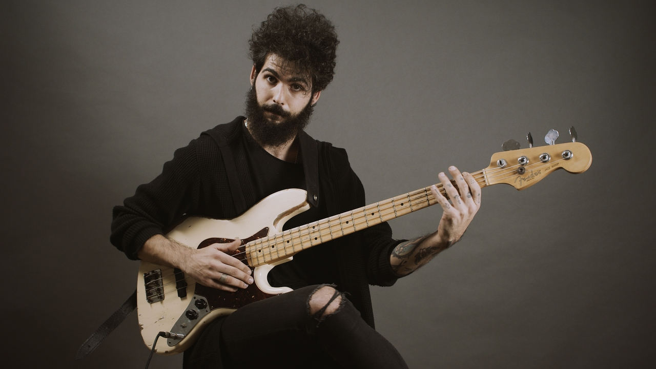 #16: Slap Groove con Swing en Fm