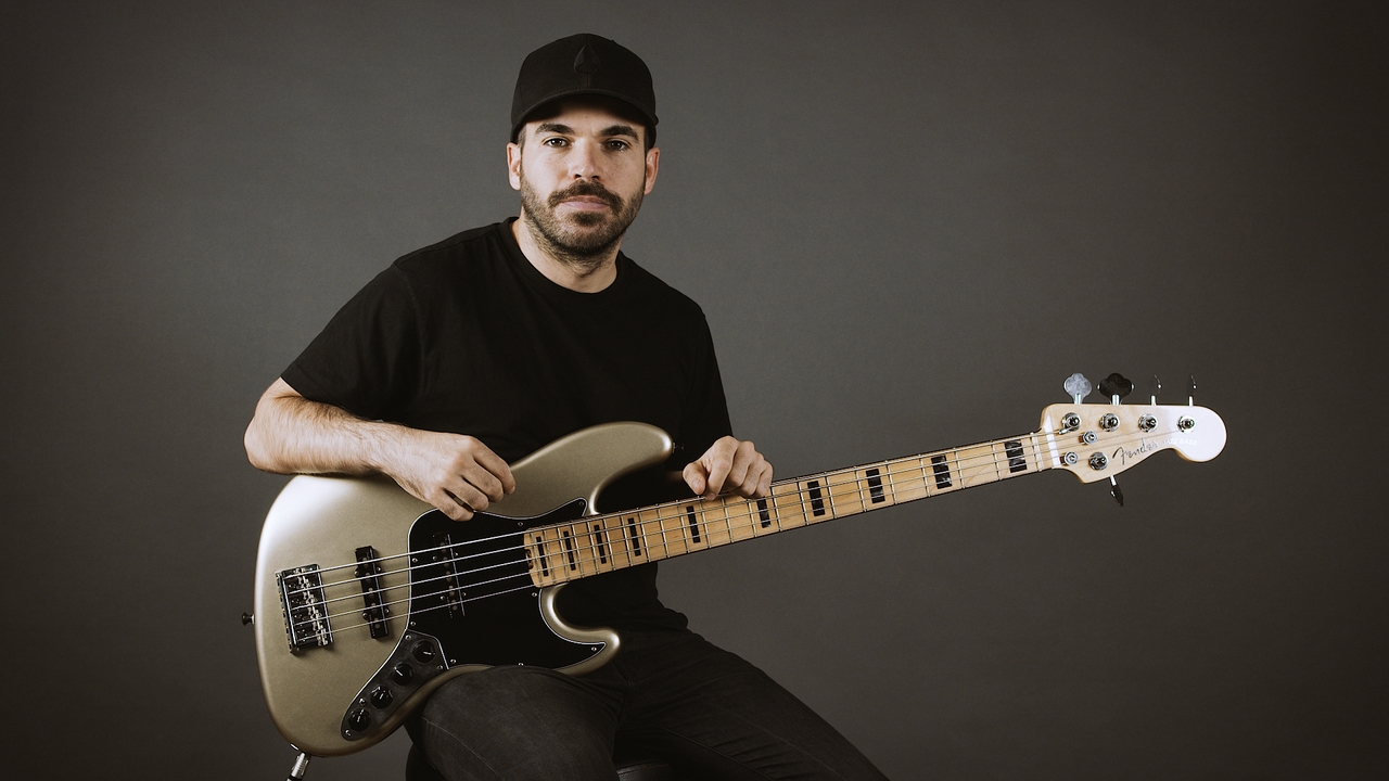 Los modos griegos en un bajo de 5 cuerdas