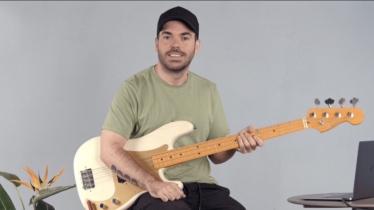 #164 - Riff Metalero con púa en Em