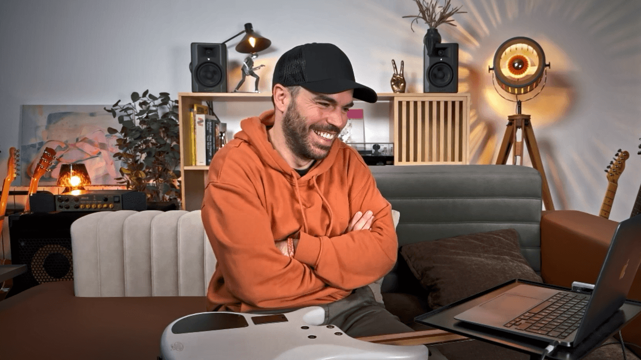 Noviembre 2024: Solo de bajo